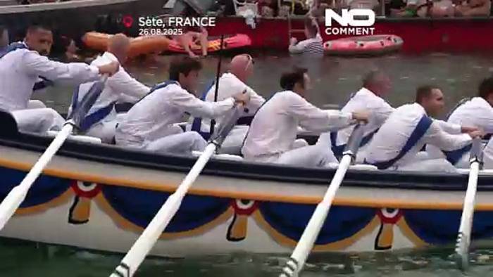 News video: Wasserstecher kämpfen auf dem Royal Canal von Sète beim 300 Jahre alten Festival