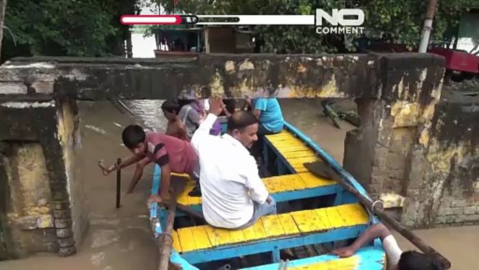 Video: Neu-Delhi droht neue Flutgefahr: Yamuna-Fluss überschreitet Gefahrenmarke