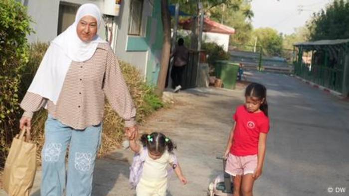 Video: Ein Dorf, in dem Palästinenser und Israelis Frieden üben