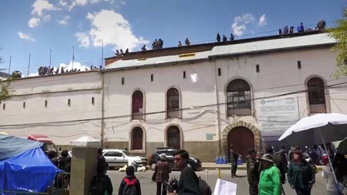 News video: Häftlinge im San-Pedro-Gefängnis in Bolivien protestieren wegen Essensrationen