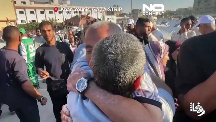 News video: Befreite palästinensische Gefangene kehren im Rahmen des Gaza-Waffenstillstands nach Hause zurück