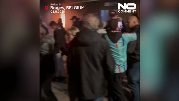 News video: Busbrand zwingt Barcelona-Fans vor Champions-League-Spiel zur Evakuierung