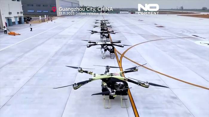 Video: Weltweit erste Flugauto-Fabrik startet Produktion in China