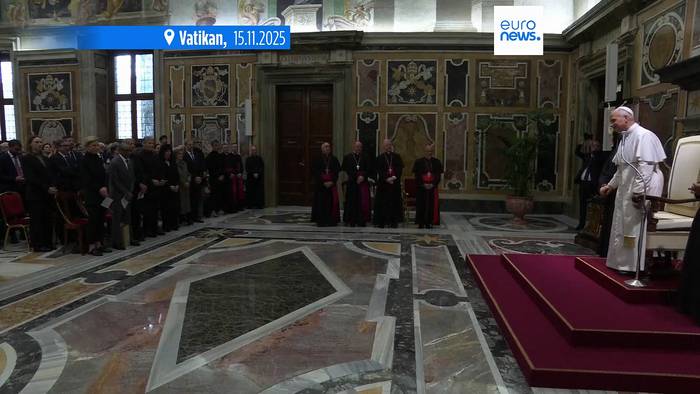 News video: Papst Leo XIV. empfängt Prominenz aus Hollywood