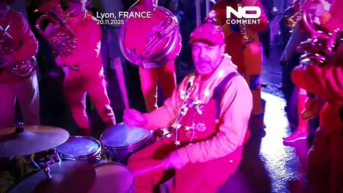 News video: Mitternachtsverkostungen eröffnen die Beaujolais-Nouveau-Feiern in Frankreich