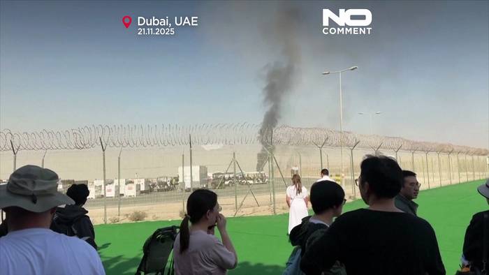 News video: Indischer Kampfjet stürzt bei der Dubai Airshow ab, Pilot stirbt