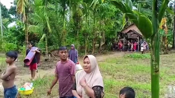 News video: Indonesiens Sumatra: Überschwemmungen und Erdrutsche fordern mindestens 90 Tote