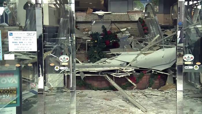 Video: Japan bewertet Schäden nach Erdbeben der Stärke sieben Komma fünf vor der Küste bei Aomori