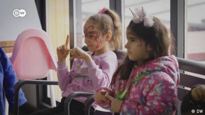 News video: Türkei-Beben: Millionen Kinder wachsen zwischen Trümmern auf