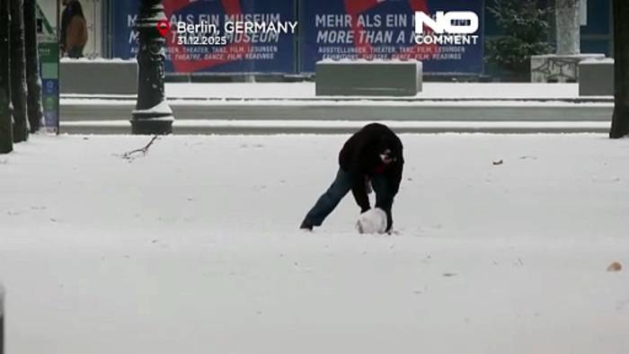 News video: Berlin im Schnee: Winterwetter hält Einzug