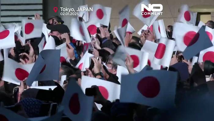 News video: Japans Kaiserfamilie feiert Neujahr beim traditionellen Palastauftritt