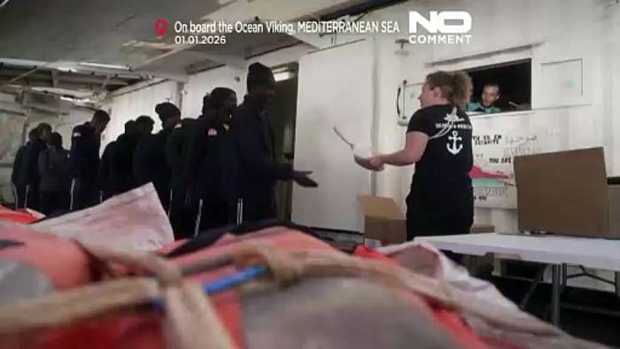 News video: Gerettete von SOS Méditerranée feiern Neujahr mit warmem Essen