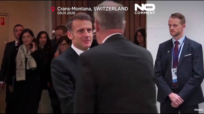 News video: Schweiz hält Schweigeminute für Opfer des Brandes in Crans-Montana