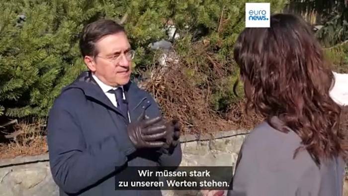 News video: Spanischer Ministerpräsident erklärt Euronews, dass die EU eine europäische Armee schaffen muss