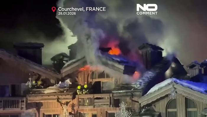 News video: Großbrand im Hotel Grandes Alpes in Courchevel, Hunderte evakuiert