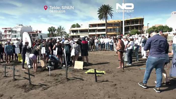 News video: Bewohner der Kanaren protestieren gegen Fischfarm: 'Unsere Küste ist tot'