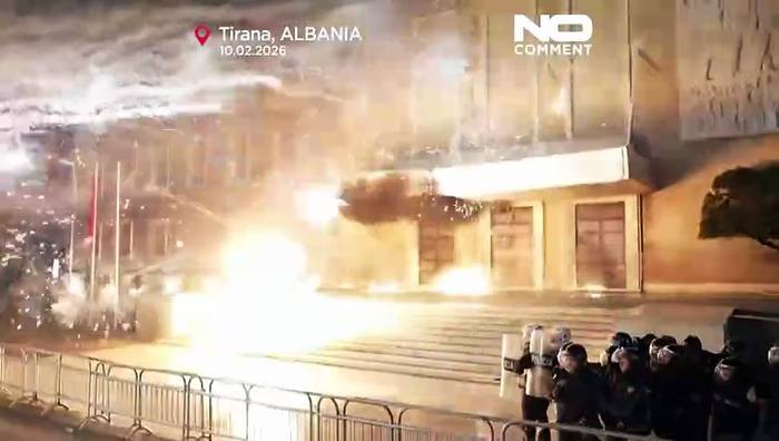 News video: Gewalt bei Anti-Regierungsprotest in Albaniens Hauptstadt Tirana