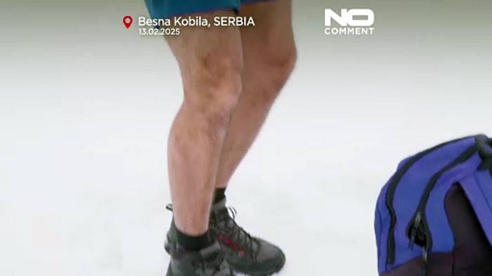 News video: Serbischer „Iceman“ trotzt Eiseskälte für mentalen Neustart