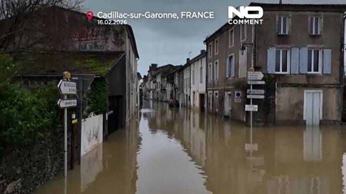 News video: Schwere Überschwemmungen im Westen Frankreichs: Zwei Tote, Alarm in 81 Départements