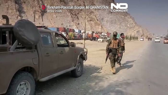 News video: Gefechte an Grenze zwischen Pakistan und Afghanistan – Luftangriffe auf Städte