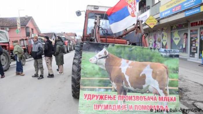 News video: Milchpreise kollabieren: Protestwelle in Serbien