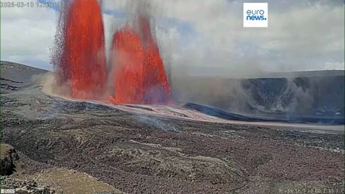 News video: Hawaii: Vulkan Kilauea speit Lavafontänen bis zu 300 Meter hoch