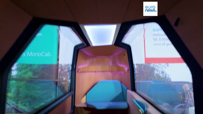 News video: Ein Fahrzeug, das Menschen dazu ermutigt, auf dem Land zu bleiben