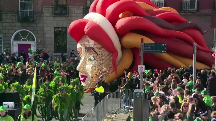 News video: St. Patrick’s Day: Wie Europas Städte auf den Straßen und in Irish Pubs feiern