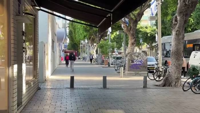 News video: Suche nach Vermissten in Tel Aviv geht nach iranischem Raketenangriff weiter