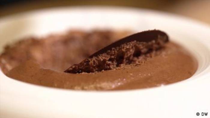 News video: Cremig, fluffig, schokoladig: Mousse au chocolat