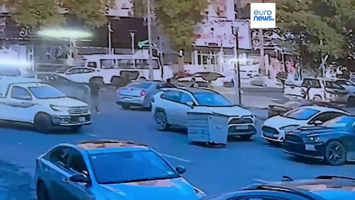 News video: Überwachungsvideo zeigt Entführung von US-Journalist in Bagdad