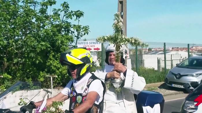 News video: Portugal: Biker fahren mit Pater Avelino zum Ostersegen
