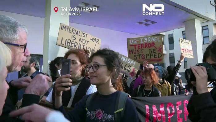 News video: Antikriegsprotestierende demonstrieren vor US-Botschaftsbüro in Tel Aviv