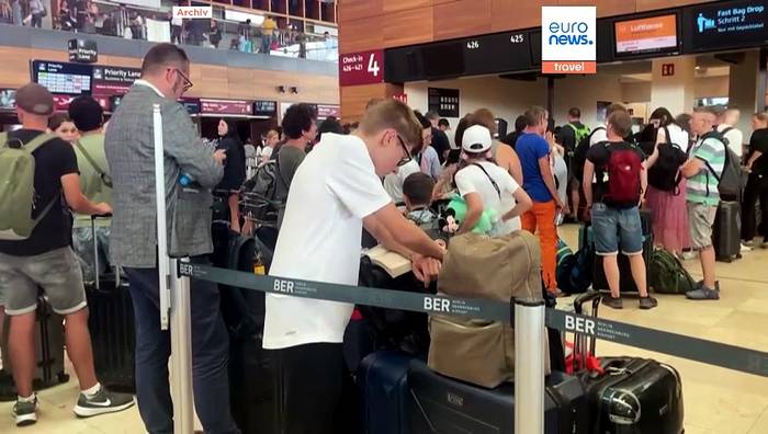 News video: Systemversagen: Neues Ein- und Ausreisesystem an EU-Grenzen sorgt für Chaos an Flughäfen