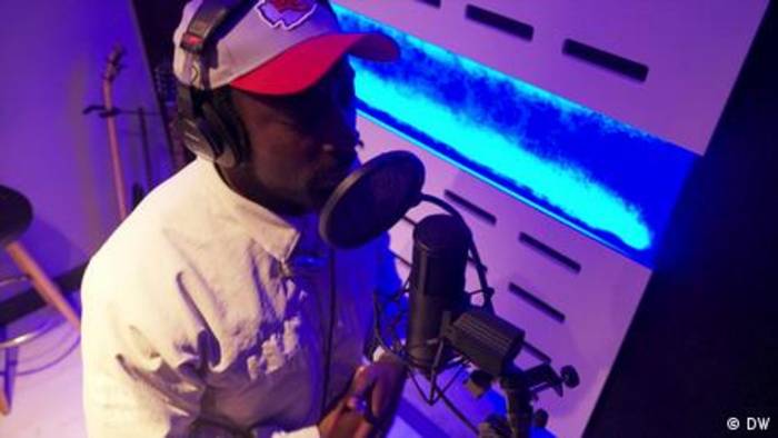 News video: Ein Rapper, der griechische und ghanaische Kultur vereint