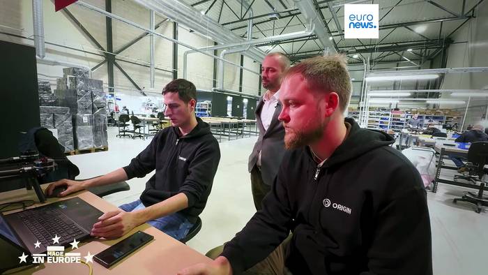 News video: Bundeswehr: Wie Soldaten selbst Drohnen fürs Gefecht entwickeln