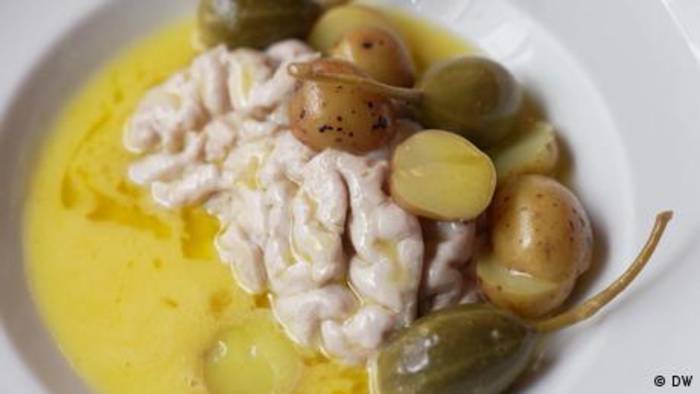 News video: Nichts für schwache Nerven: Delikatesse Kalbshirn