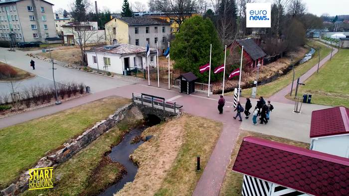News video: Zwei Länder, eine Stadt: Wie junge Menschen die Grenze zwischen Estland und Lettland überwinden