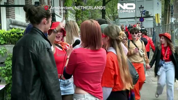 News video: Amsterdam: Tausende feiern König Willem-Alexanders Geburtstag in Straßen und Grachten