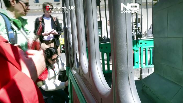 News video: Menschenmengen in Londons Zentrum nach Banksy-Bestätigung neuer Statue