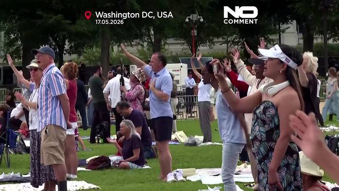Video: Tausende kommen zu von Trump unterstützter Gebetskundgebung in Washington