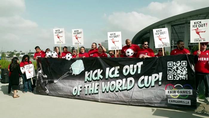 Video: WM-Stadionarbeiter fordern: ICE soll fernbleiben