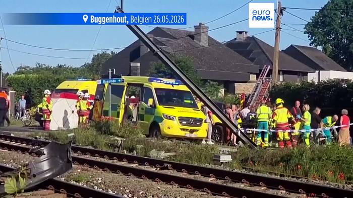 News video: Belgien: Schulbus prallt auf Zug – Unter den 4 Toten sind zwei Kinder