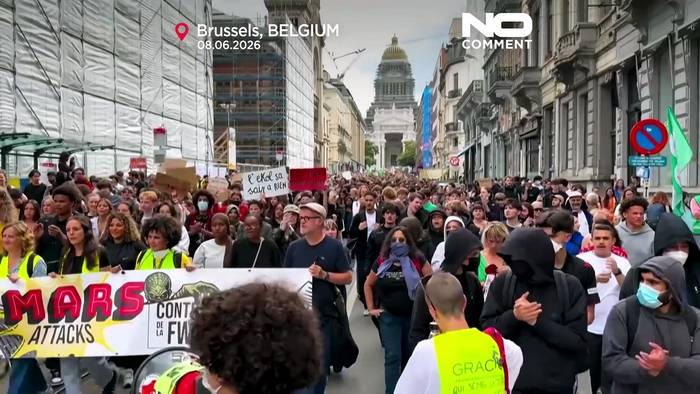 Video: Belgien: Tausende protestieren in Brüssel gegen angebliche Polizeigewalt