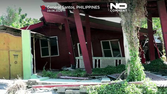 News video: Erdbeben auf den Philippinen: Anwohner räumen Trümmer, fürchten Nachbeben