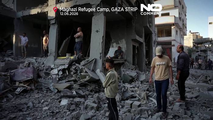 News video: Gaza: Familien durchsuchen Trümmer nach israelischen Angriffen auf Wohnhäuser