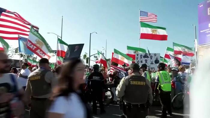 News video: Proteste und Jubel: Irans WM-Spiel spaltet Diaspora