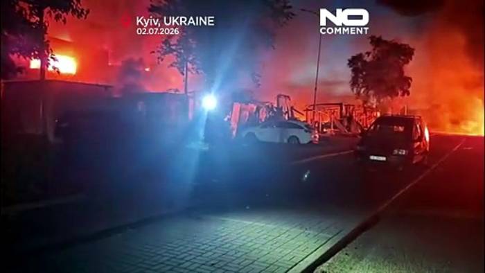 News video: Rauch steigt über Kyjiw auf nach nächtlichem russischem Beschuss