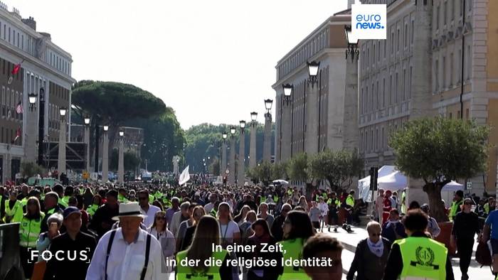 News video: So leben die Religionen dieses Landes seit Jahrhunderten zusammen