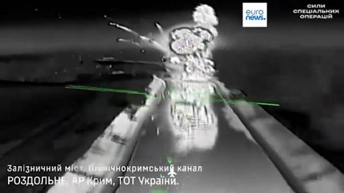 News video: Ukraine greift mehr als 100 russische Schiffe im Asowschen Meer an